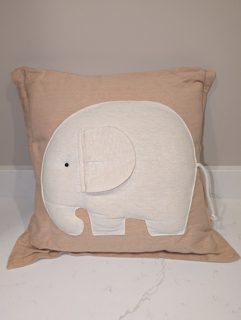 White Elephant Resorts Elephant Throw Pillow